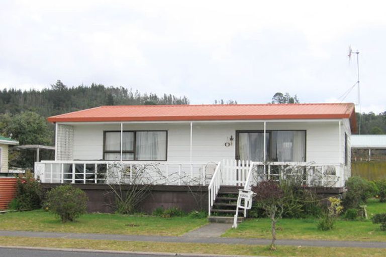 Photo of property in 122a Mayfair Avenue, Whangamata, 3620