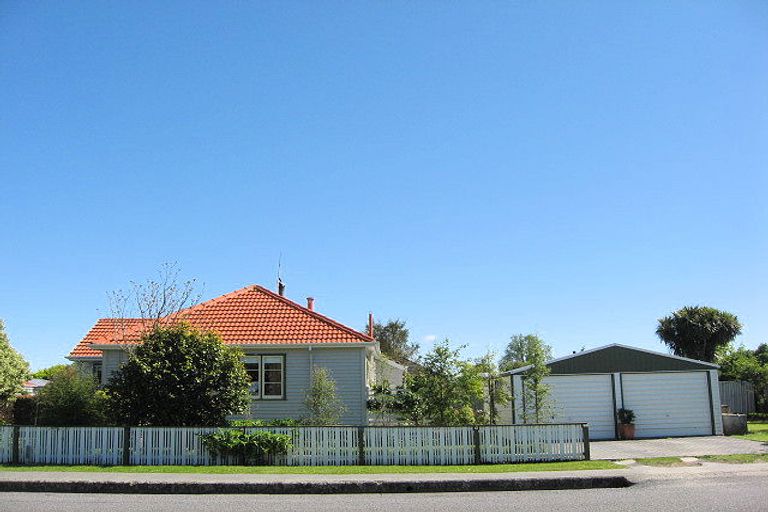 Photo of property in 6 Rata Street, Rangiora, 7400