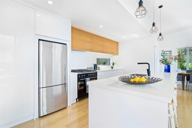 Photo of property in 9 Siesta Terrace, Gulf Harbour, Whangaparaoa, 0930