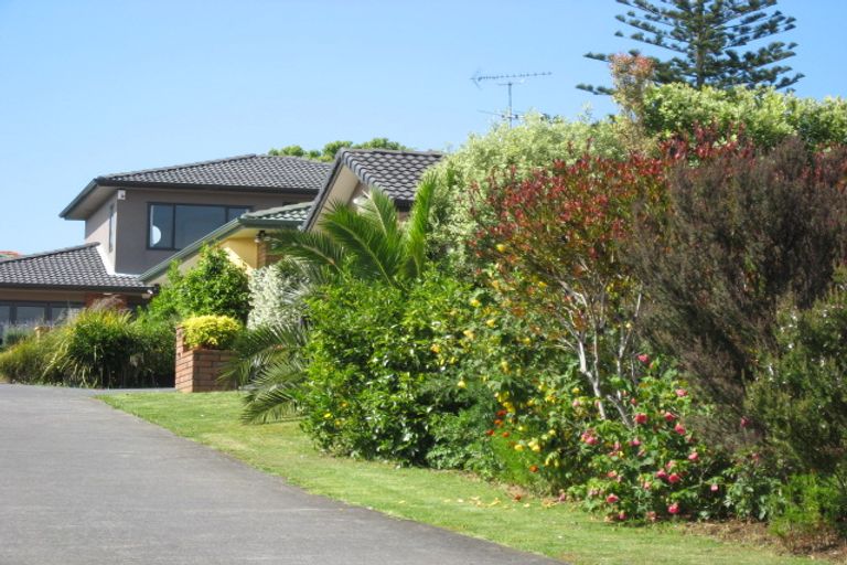 Photo of property in 22 Kohanga Road, Mangere Bridge, Auckland, 2022