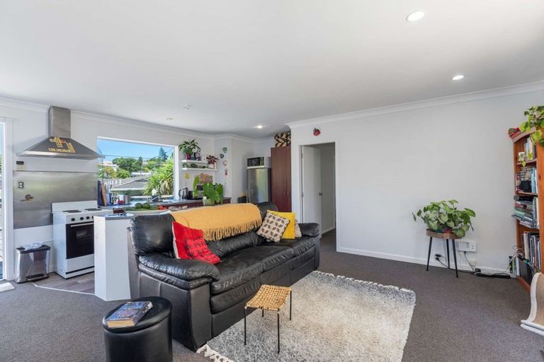 Photo of property in 91 Willerton Avenue, New Lynn, Auckland, 0600