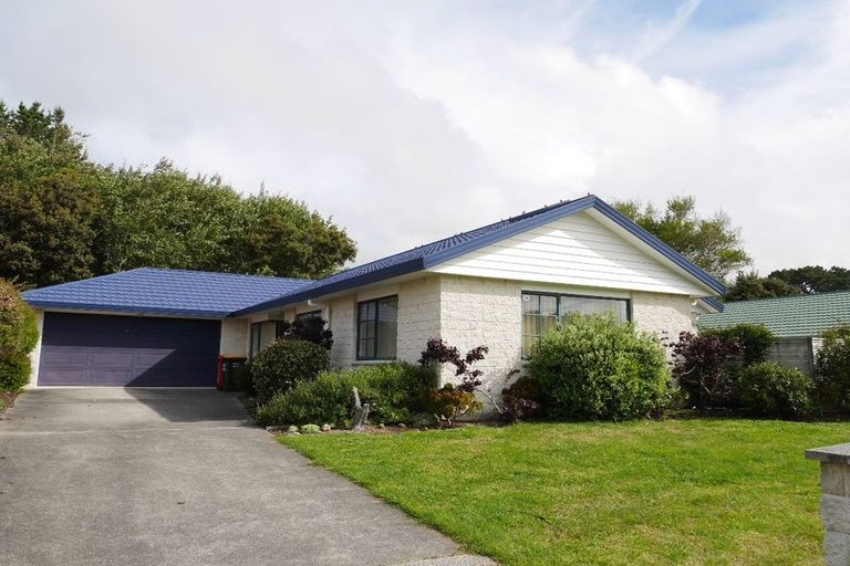 Photo of property in 108 Weggery Drive, Waikanae Beach, Waikanae, 5036