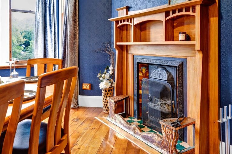 Photo of property in 68 Collins Street, Hawera, 4610