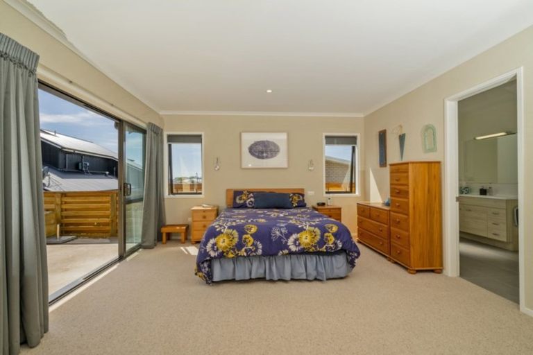 Photo of property in 7 Roseberry Place, Whitianga, 3510