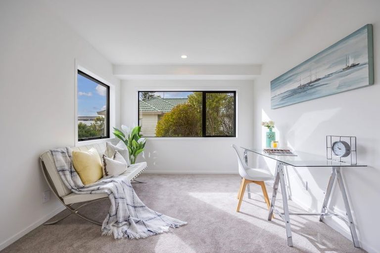 Photo of property in 7a Manuwai Road, Torbay, Auckland, 0630