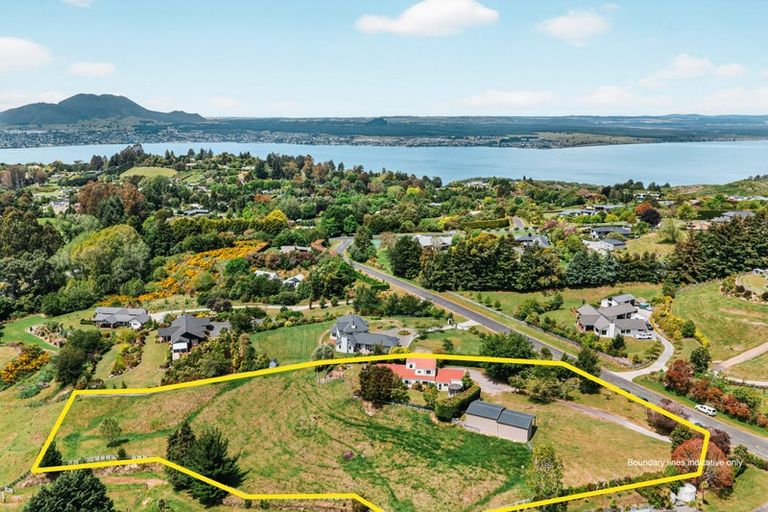 Photo of property in 30 Ramsay Drive, Acacia Bay, Taupo, 3385
