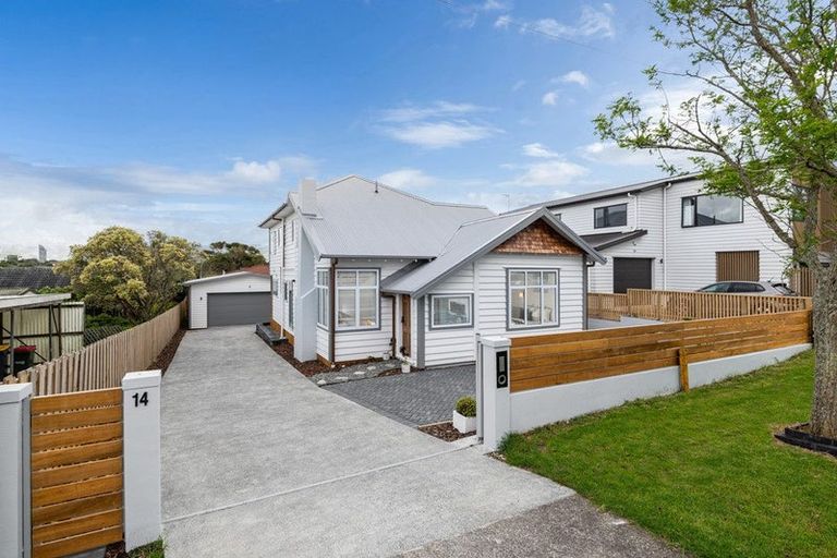 Photo of property in 14 Egremont Street, Belmont, Auckland, 0622