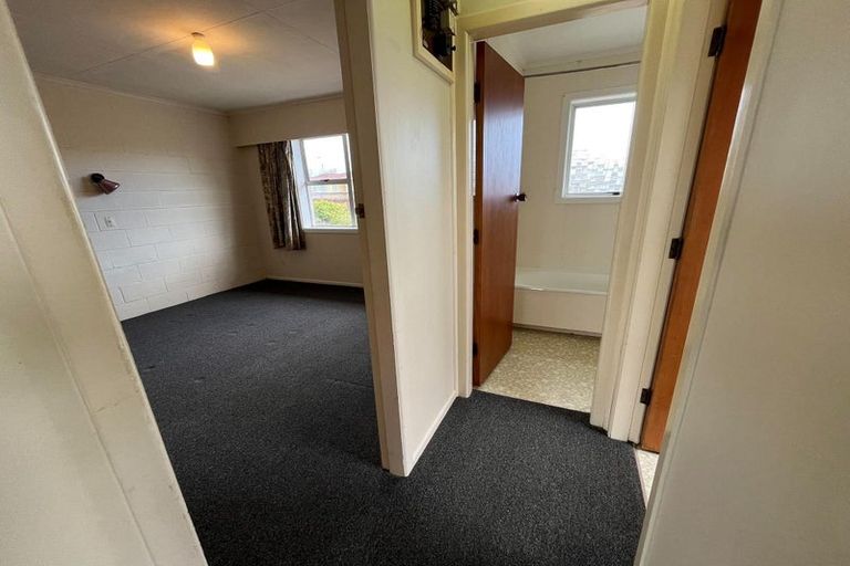 Photo of property in 44 Cambridge Street, Levin, 5510