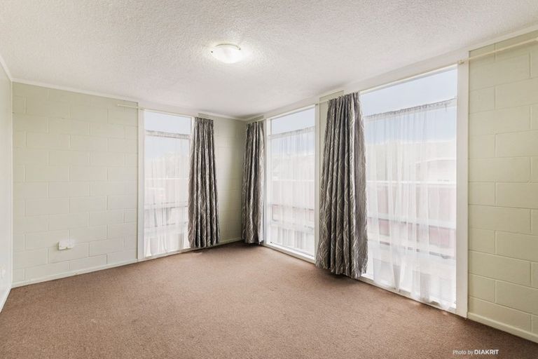 Photo of property in 5/255 Coutts Street, Rongotai, Wellington, 6022