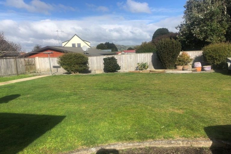 Photo of property in 50 Dickson Road, Papamoa Beach, Papamoa, 3118