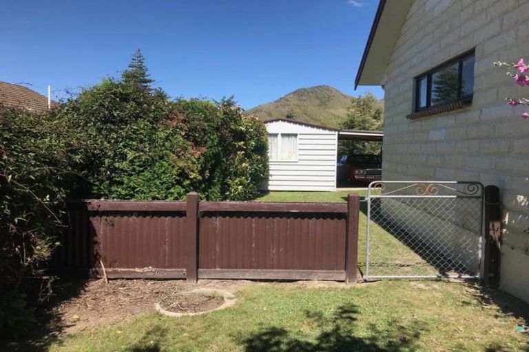 Photo of property in 47 Black Peak Road, Omarama, 9412