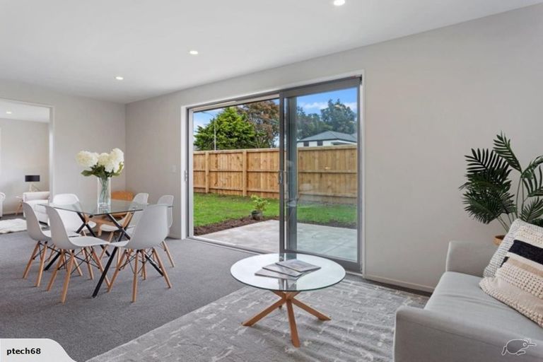 Photo of property in 30a Wineberry Avenue, Amberley, 7410