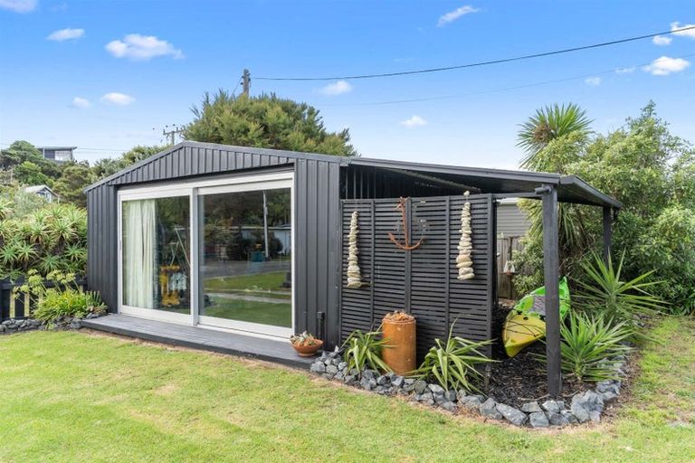 Photo of property in 8 Olsen Avenue, Mangawhai Heads, Mangawhai, 0505