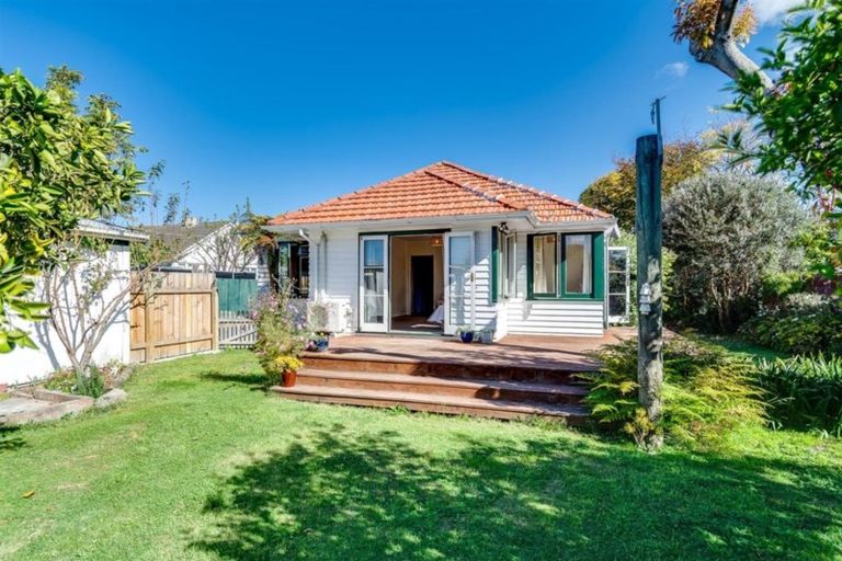 Photo of property in 12 Storkey Street, Marewa, Napier, 4110