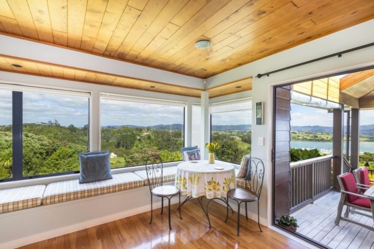 Photo of property in 9 Kotare Place, Sandspit, Warkworth, 0982