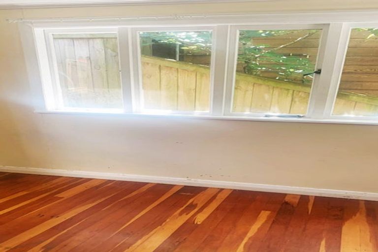 Photo of property in 19 Hadfield Terrace, Kelburn, Wellington, 6012