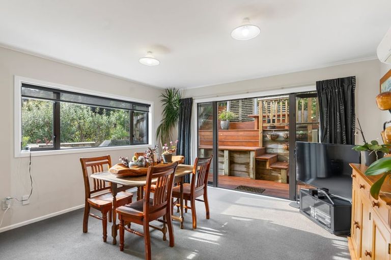 Photo of property in 38 Montgomery Avenue, Karori, Wellington, 6012