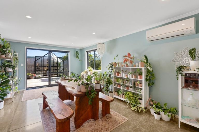 Photo of property in 14 Tangaroa Street, Waitara, 4320