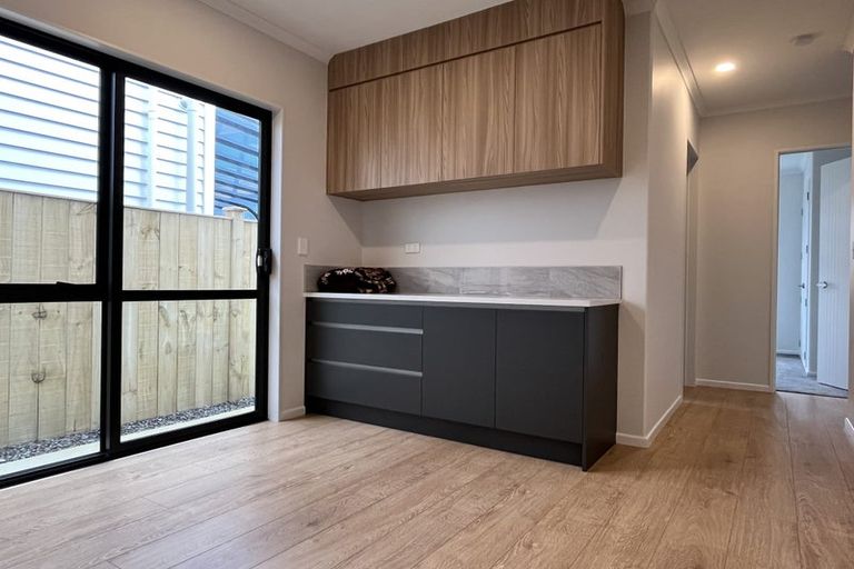 Photo of property in 15 Ballyliffin Drive, Flat Bush, Auckland, 2019