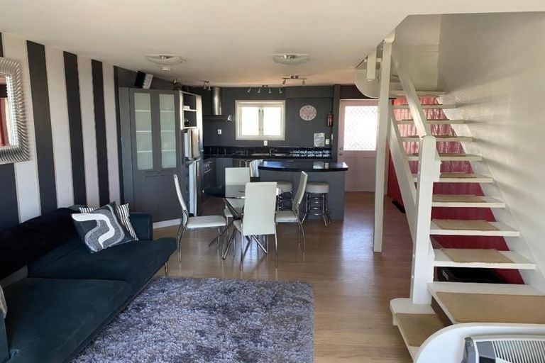 Photo of property in 249 Marine Parade, Napier South, Napier, 4110