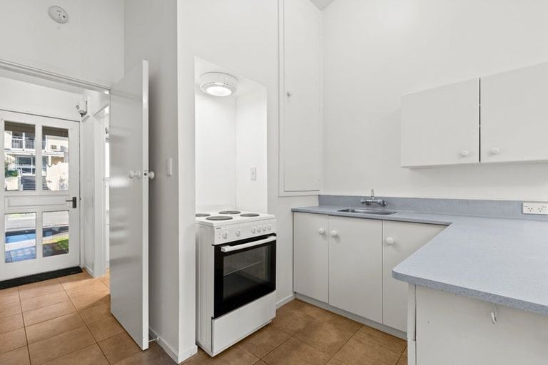 Photo of property in 4u Rutland Street, Picton, 7220