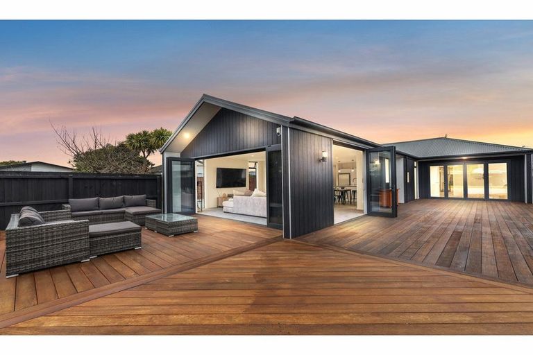 Photo of property in 45a Caithness Street, New Brighton, Christchurch, 8083