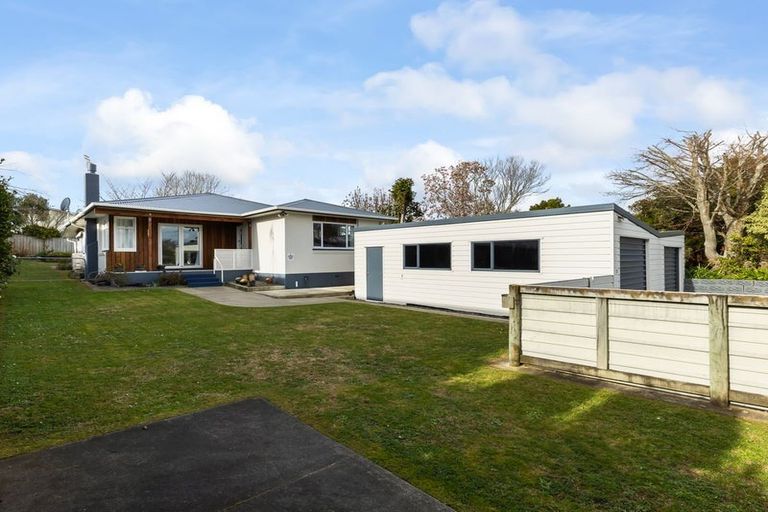 Photo of property in 27 Macarthur Street, Levin, 5510