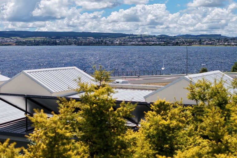 Photo of property in 358 Lake Terrace, Two Mile Bay, Taupo, 3330