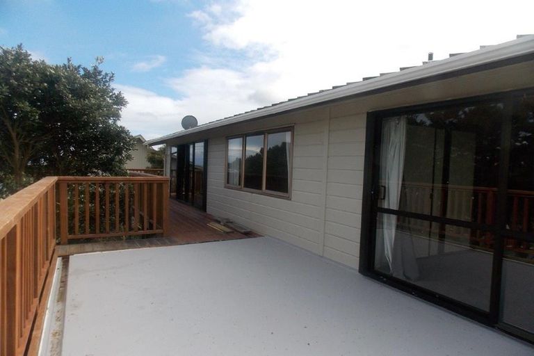 Photo of property in 156 Conclusion Street, Ascot Park, Porirua, 5024