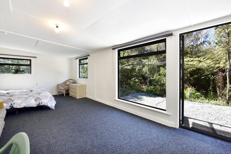 Photo of property in 3215 Archers Road, Tennyson Inlet, 7195