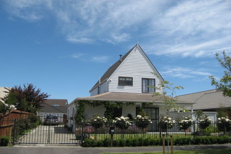 Photo of property in 15 Althorp Place, Avonhead, Christchurch, 8042