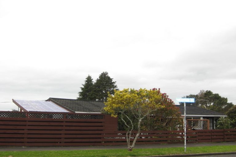 Photo of property in 35 Wrantage Street, Westown, New Plymouth, 4310