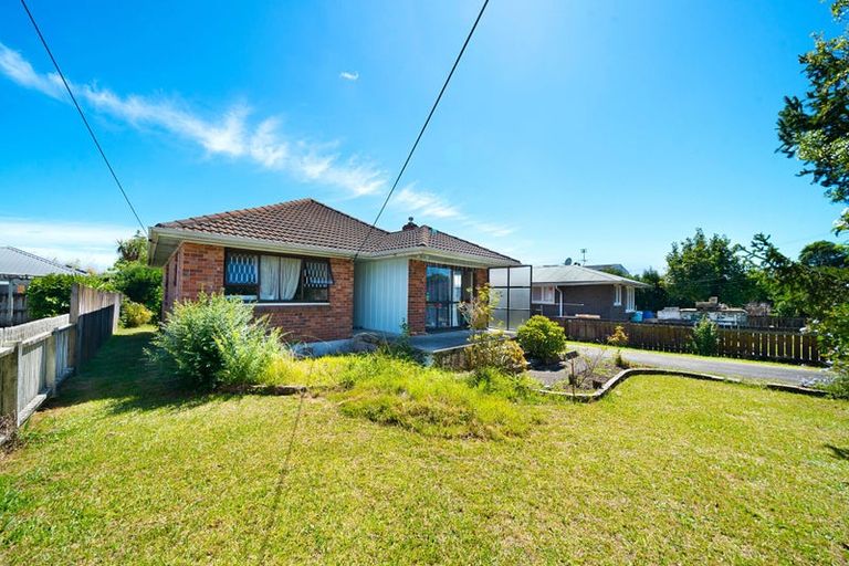 Photo of property in 45 Sturges Road, Henderson, Auckland, 0612