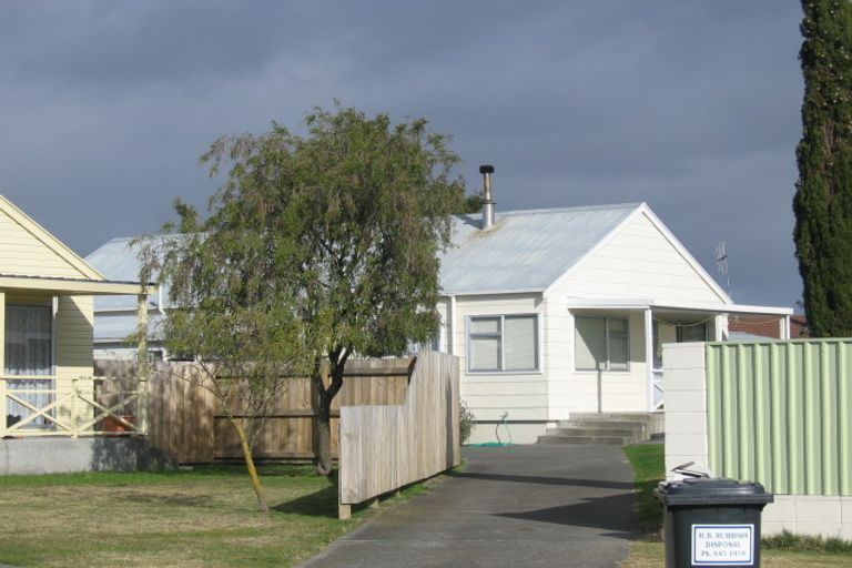 Photo of property in 28 Duckworth Crescent, Greenmeadows, Napier, 4112