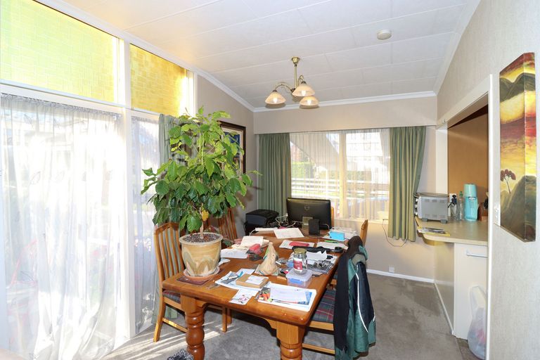 Photo of property in 38 Richmond Road, Carterton, 5713