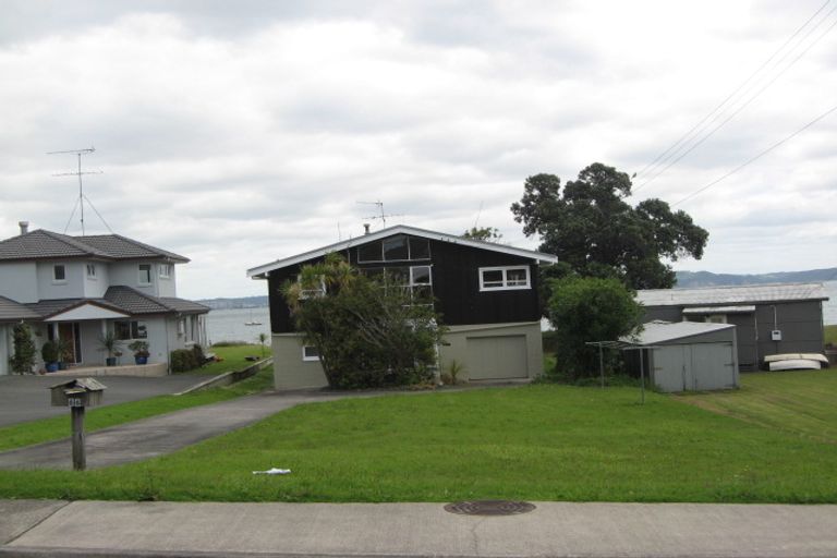 Photo of property in 66 Tindalls Bay Road, Tindalls Beach, Whangaparaoa, 0930