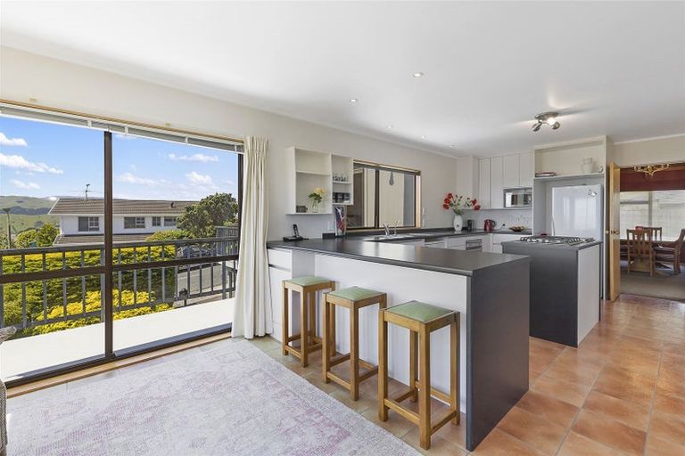 Photo of property in 22 Mercury Way, Whitby, Porirua, 5024