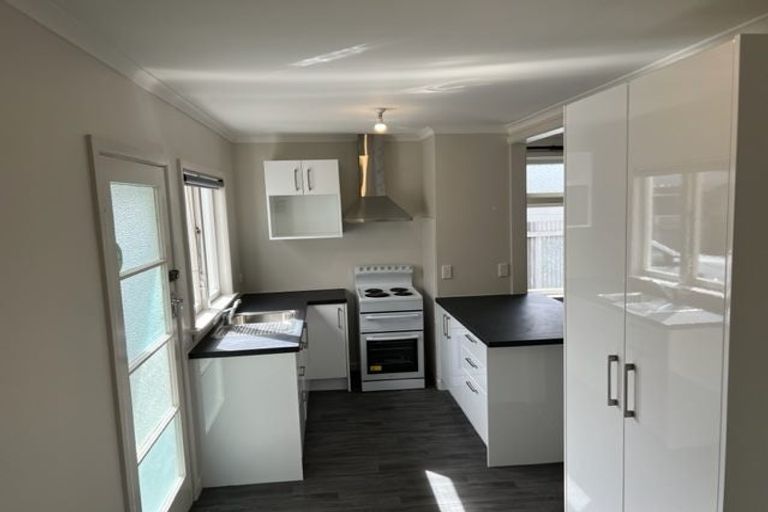 Photo of property in 1/907 Churchill Street, Akina, Hastings, 4122