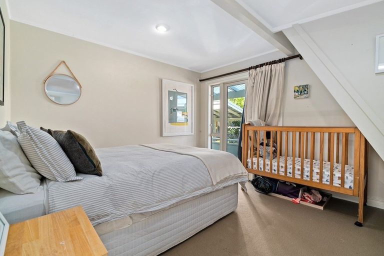 Photo of property in 6 Thomson Street, Arrowtown, 9302