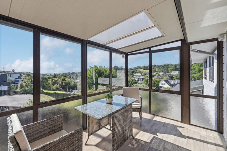 Photo of property in 2 Seaford Place, Murrays Bay, Auckland, 0630