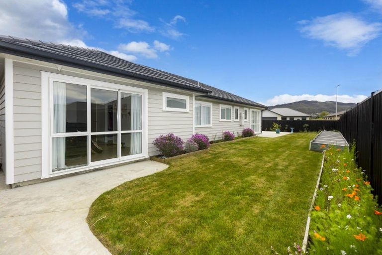 Photo of property in 15 Filmer Crescent, Wallaceville, Upper Hutt, 5018