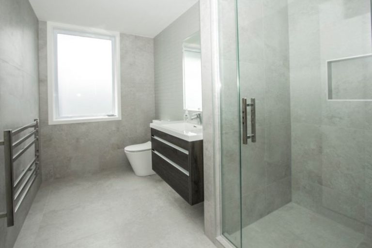 Photo of property in 16 Milano Boulevard, Karaka, Papakura, 2113