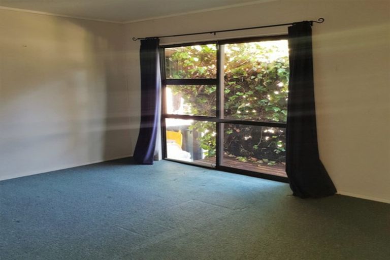 Photo of property in 79 Kitchener Road, Waiuku, 2123