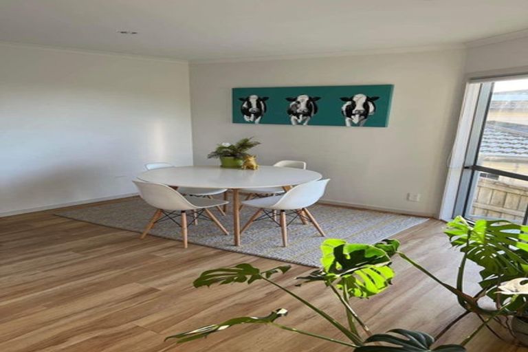 Photo of property in 7a Ashton Fitchett Drive, Brooklyn, Wellington, 6021