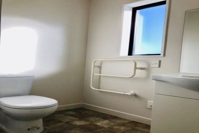 Photo of property in 42a Maxwell Street, Riccarton, Christchurch, 8041