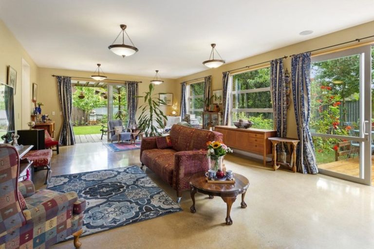 Photo of property in 14 Stanbury Avenue, Somerfield, Christchurch, 8024