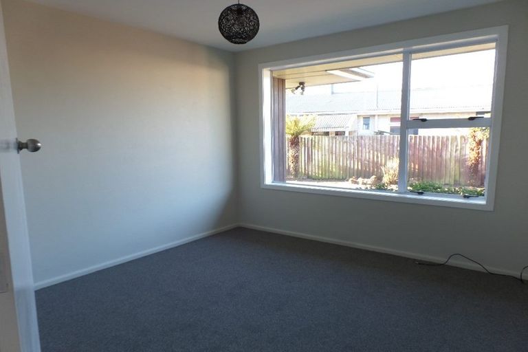 Photo of property in 8 Stretton Street, Bishopdale, Christchurch, 8053