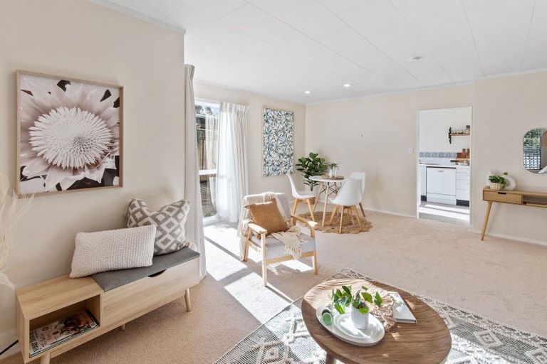 Photo of property in 2/244 Fairway Drive, Te Kamo, Whangarei, 0112