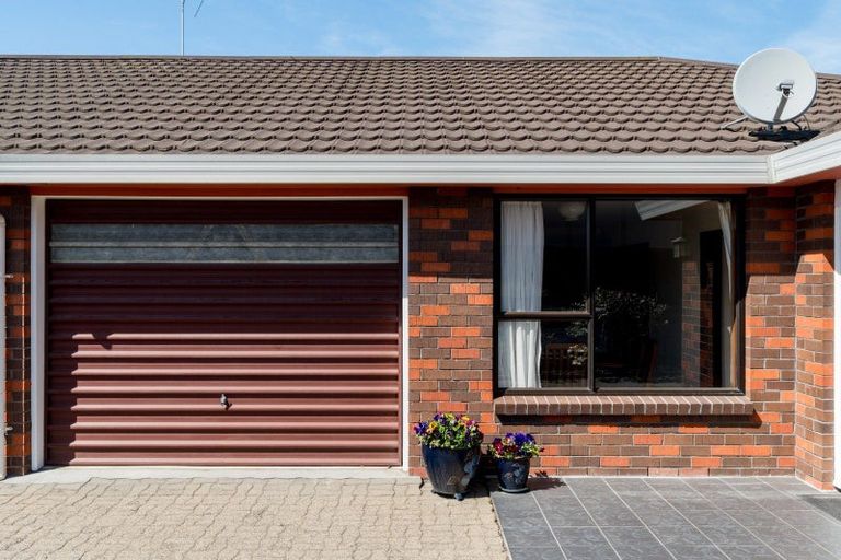 Photo of property in 53b Rutherford Street, Caversham, Dunedin, 9012