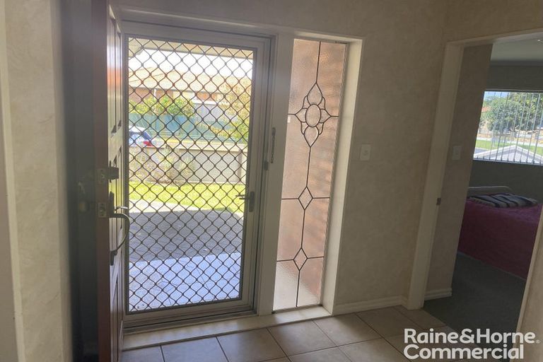 Photo of property in 72 Denny Hulme Drive, Mount Maunganui, 3116